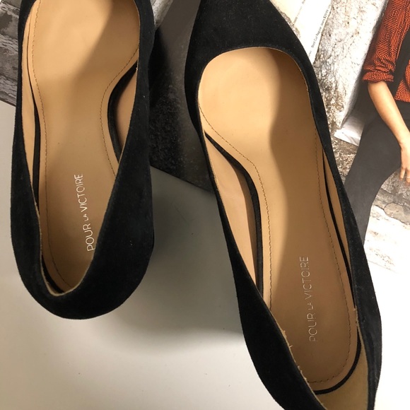 Pour la Victoire "Val" pumps in black suede - Picture 5 of 8